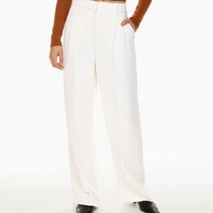 Aritzia Effortless Pant size 8